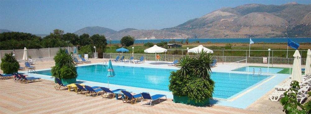 Terra Mare Hotel Agios Dimitrios  Екстериор снимка